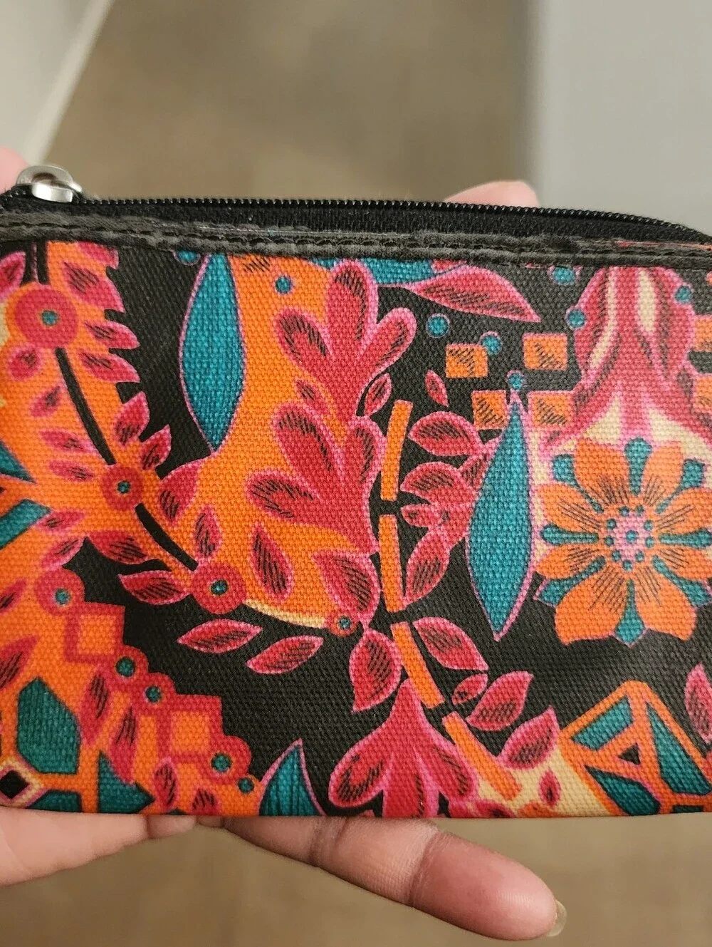 Fossil Key-Per Floral Print Coated Canvas Wristlet Wallet (Peeling, Fair Cond)